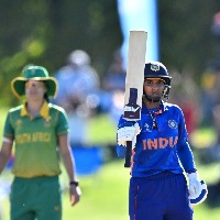 Women's World Cup: Smriti, Mithali, Shafali slam half-centuries as India reach 274/7 against South Africa