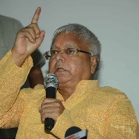 RJD uses 'Pushpa' dialogues to attack Nitish, BJP