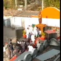 Youth attacks on Bihar CM Nitish Kumar in his own village