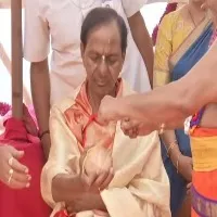 kcr visits yadadri
