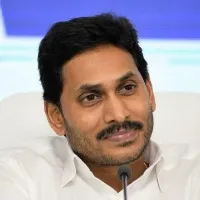 Jagan appreciates PV Sindhu