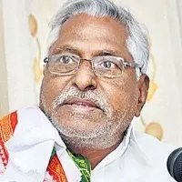 Jeevan Reddy fires on KCR