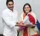 nobel laureate esther duflo meets ap cm ys jagan