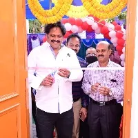 ycp mp mvv satyanarayana stopshis bussiness in vizag