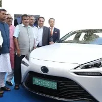 Nitin Gadkari rides hydrogen powered car to Parliament
