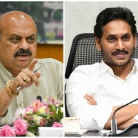 Srisailam clashes: K'taka CM urges AP CM to protect pilgrims