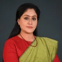 vijay shanti slams kcr