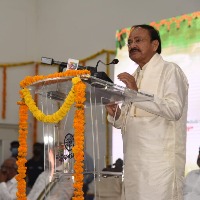 Some people unable to digest India's growth: Venkaiah Naidu