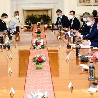 Lavrov bats for actively developing Russia-India-China trilateral mechanism