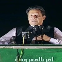 'Loser' Imran Khan set to exit Pak political stage kicking- and- screaming , says he will not resign