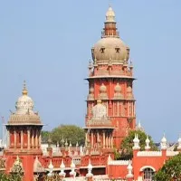 Jail officials who allow violations of building laws Madras HC