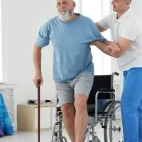 Know who is at risk and how to identify the symptoms of stroke
