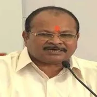 Kanna Lakshminarayana fires on Jagan