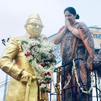 CMs of Telugu states pay tributes to Jagjivan Ram