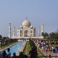 Taj city gets relief from Covid-19