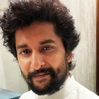 Lady fan pleads Nani for a hug at Tirumala, hero surprised