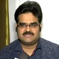 Lanka Dinakar fires on Jagan