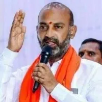 bandi sahjay comments on akbaruddin case