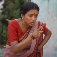 Suma Kanakala-starrer 'Jayamma Panchayathi' to hit screens on May 6, trailer