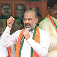 Why KCR silent when AP diverting water to R’seema through Sangameswaram: Bandi Sanjay