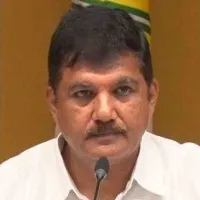 Dhulupala Narendra Kumar fires on Kakani