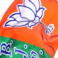 union minister rajiv chanrasekhar meets sai ganesh family in khammam