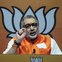 Giriraj Singh advocates for nationwide implementation of NRC