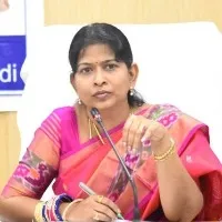 Home Minsiter Taneti Vanitha handed visited govt hospital