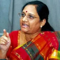 State Women Commission sends notice to Chandrababu