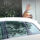 After Oscars slapgate, Will Smith in India to meet Sadhguru