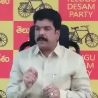 Bonda Uma Says Vasireddy Padma Tries To Beat