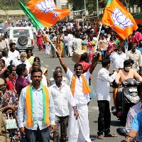 BJP workers protest in Coimbatore against removal of PM's photo