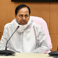 CM KCR likely to unveil national agenda at TRS 21st Foundation Day tomorrow
