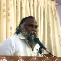 Jaggareddy fires on Balka Suman