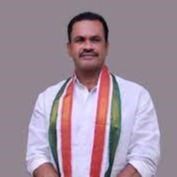 KCR has no right to talk about national politics: Cong MP Komatireddy Venkat Reddy