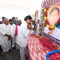 kcr condolences to dhirumarthi lingaiah family