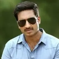 Hero Gopichand injured in shooting