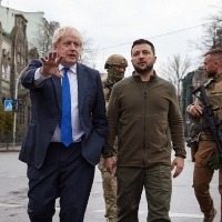 Zelensky discusses defensive support for Ukraine with Johnson