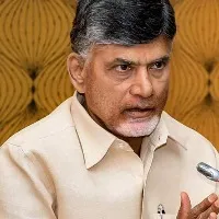 Chandrababu Naidu condemns Sakshi reporter's attack on old man in Tadepalli