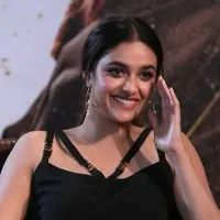 Keerthi For This Reason Apologizes Mahesh Babu