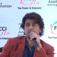 Sonu Nigam opines in Hindi language row