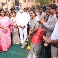 Vijayawada: Minister Roja opens summer camp sans SAAP chief Byreddy