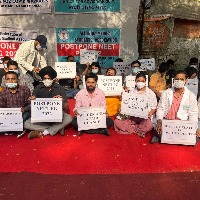 NEET PG aspirants hold protest seeking exam postponement