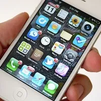 Apple to pay 15 dollars to iPhone 4s users for allegedly slowing down the devices