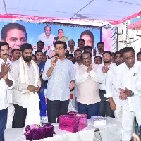 dont use social media asks ktr