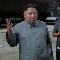 North Korea imposes curbs on women