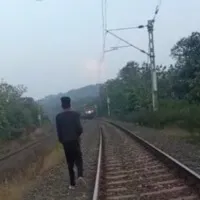 Wearing earphones turns fatal for teenager in Bihar's Saran