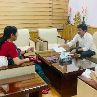 ysrcp mp gurumurthy met union minisrter and airports authority chairman in delhi