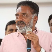 TRS may send Prakash Raj to Rajya Sabha