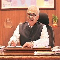 Union Home Secretary chairs high-level meeting on Amarnath Yatra